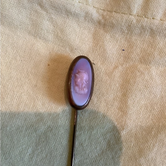 Vintage Helmeted Greco-Roman Bust Cameo Stick Pin - Picture 5 of 7